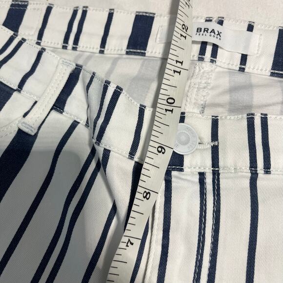 Brax Shakira Slim Fit Ankle Railroad Stripe Midrise Jeans women's Size 32x30 - Picture 2 of 6